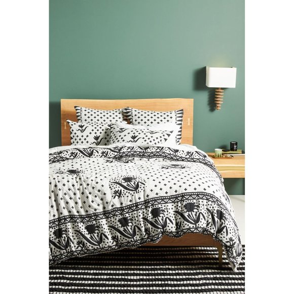 Anthropologie Jacquard-Woven Jeanette Duvet Cover Ivory Black Queen Size - Picture 1 of 5